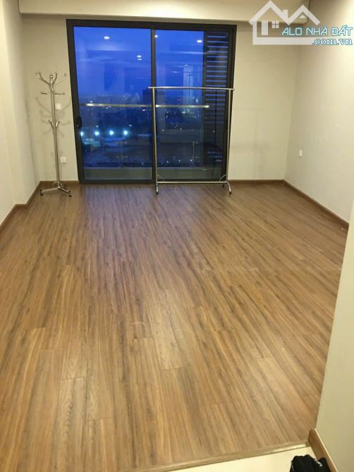Bán căn View hồ vừa sơn lại mới tinh.tại chung cư apec mandala ngay ngã tư hải tân giá rẻ - 1