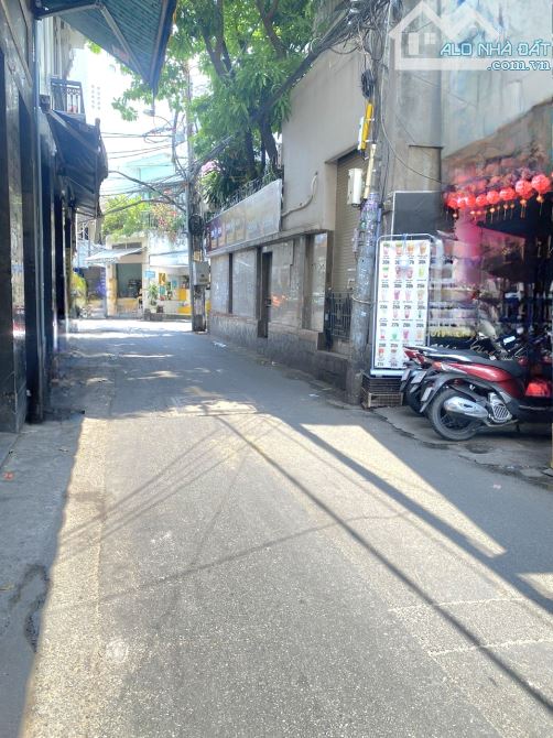 Bán Nhà Hẻm Xe Hơi 6m, 97m2, C4, Chỉ 13 Tỷ Nhỉnh, Lý Thường Kiệt, P9, Tân Bình - 1