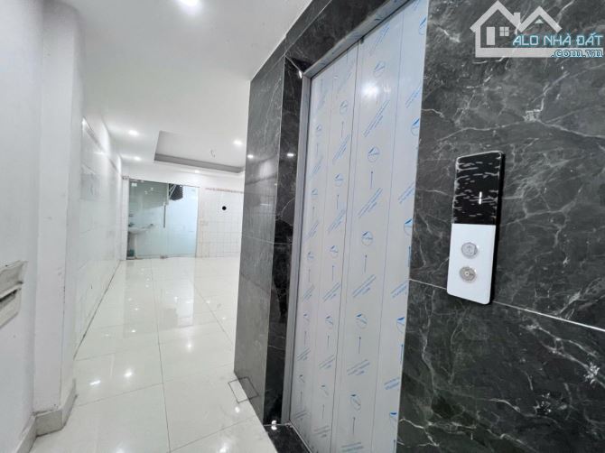 BÁN NHÀ SIÊU ĐẸP 5T THANG MÁY THẤT Ô TÔ VÀO CỔNG LẠC LONG QUÂN TÂY HỒ 50M2 MT 3.7M 11 TỶ - 1