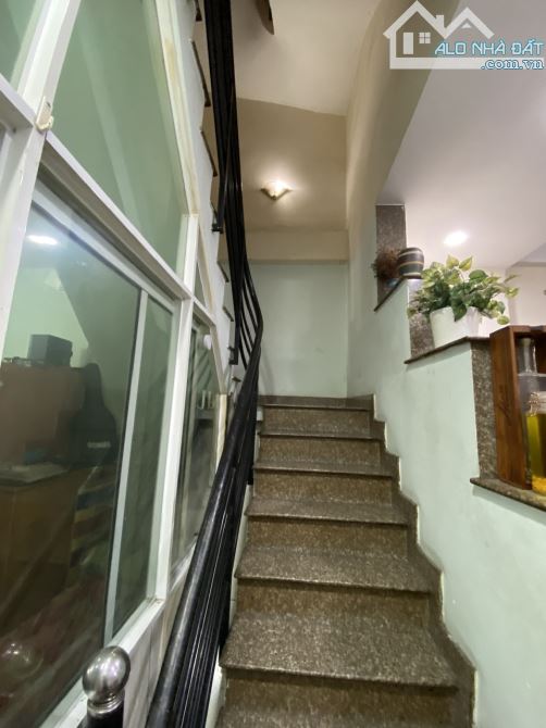 BÁN NHÀ HẼM 10M CÁCH MẠNG THÁNG 8,TÂN BÌNH. 4,2 X 15 . 4 TẦNG .GIÁ 15 CÒN 12,5 TỶ TL. - 1