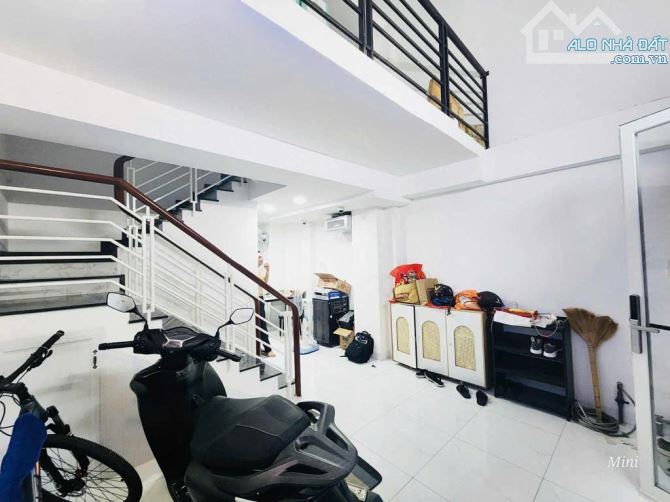 NHÀ SÁT QUẬN 1- NHÀ 4 TẦNG 38M2- NGANG 4.3M- VỪA Ở VỪA KINH DOANH. - 1