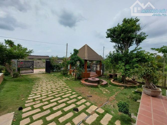 BÁN GẤP KHU ĐẤT NHÀ VƯỜN 2900M² TẠI SUỐI RAO GIÁ 2TY280 - 1