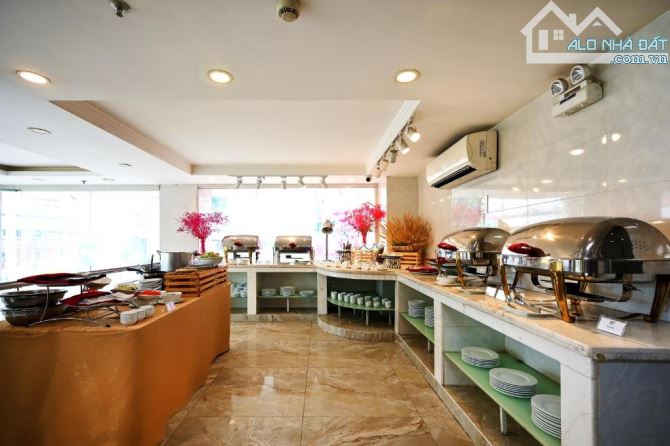 CHUYỂN NHƯỢNG KHÁCH SẠN 3 SAO 75 PHÒNG- ĐÔNG DU,Q1- NGANG 10M- GIÁ: 300 TỶ - 1