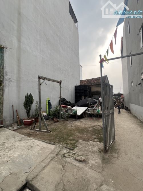 Bán đất Tây Tựu,DT 40m2, Lô góc, ngõ nông, khu dân trí cao giá 4,6 tỷ - 1