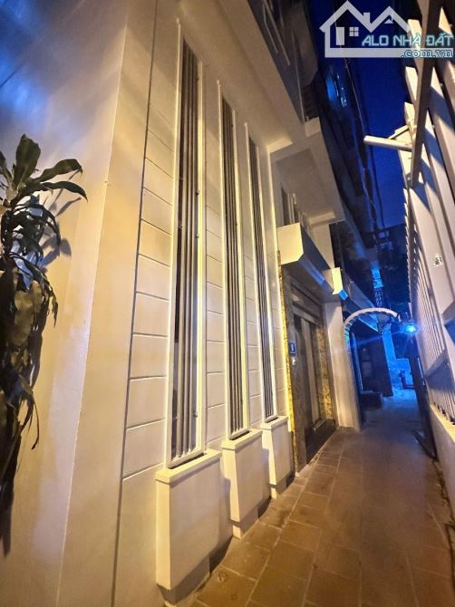 HÀNG NÓNG Cầu Giấy cần bay nhanh 40m2x5tầng , Mt 6m giá chỉ 9tỷ - 1