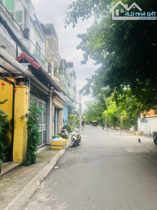 Nhà 4 tầng Sư Vạn Hạnh, Quận 10, ngang 4m, Hẻm xe hơi quay đầu, nhỉnh 15 tỷ - 1
