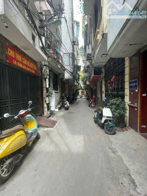 Cho thuê nhà phố Triệu Việt Vương: 45m2 x 3 tầng, MT: 4m, thông sàn, nguyên căn. - 1