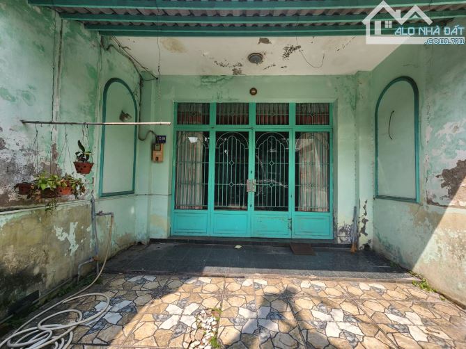 Bán gấp nhà nát Linh Tây, đường nhựa ô tô 6m, 75m2, 5 tỷ - 1