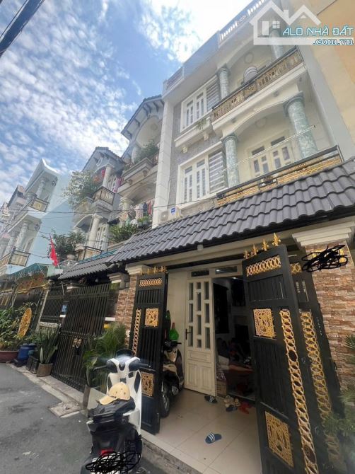 Bán gấp nhà 2 tầng Lã Xuân Oai, Tăng Nhơn Phú A, cách Lê Văn Việt 20m, 68m2, nhĩnh 4 tỷ - 1