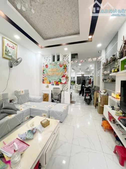 🔥DIỆN TÍCH LỚN🔥80M2🔥 (4 x 20) - XE HƠI 1 TRỤC - 5 TẦNG - NGUYỄN VĂN ĐẬU - 9,3 TỶ - 1
