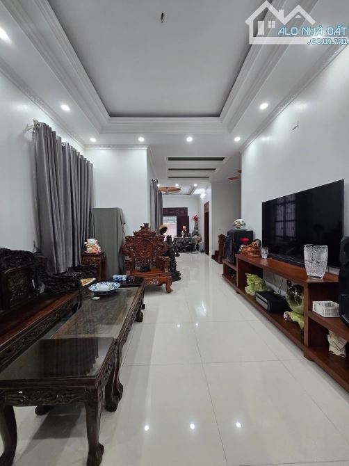 💎 BIỆT THỰ ĐẲNG CẤP KHU VINHOMES IMPERIA –200M2– GIÁ CHỈ 25 TỶ 💎 - 1