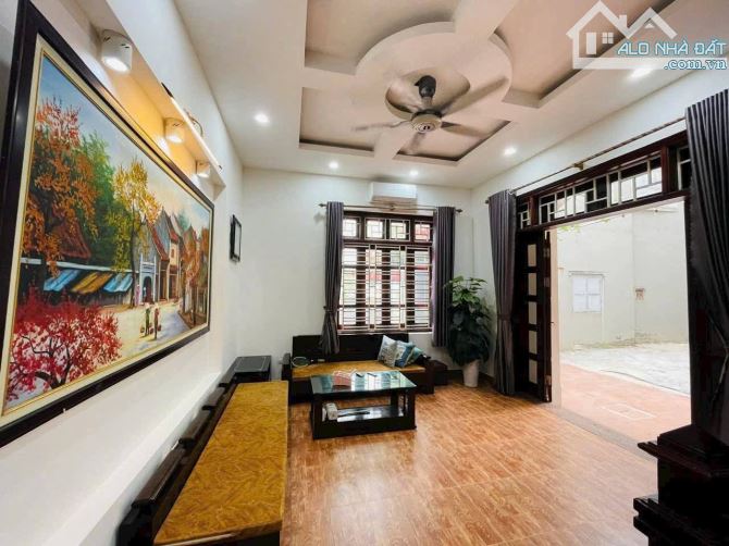 Mặt phố Nguyễn Văn Trỗi Mỗ Lao 90m x 4 tầng mtien 4.6m giá 21,5 tỷ KDoanh tiện ích KĐT - 1