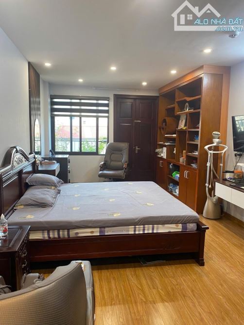 CCMN CẦU GIẤY -7 TẦNG - THANG MÁY XỊN SÒ - LÔ GÓC - VỪA Ở VỪA KINH DOANH - Ô TÔ ĐỖ CỬA - 1