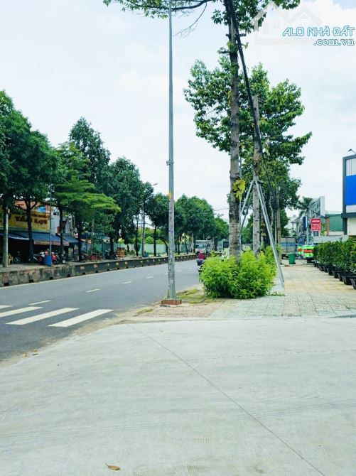 MẶT TIỀN " LÊ THỊ RIÊNG " 292m2 ( 12x24m ) VỊ TRÍ ĐỈNH- SỔ A4 - CHỈ 36 TỶ TL - 1