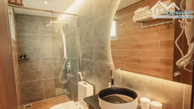 CĂN BIỆT THỰ ĐÁ CỔ KÍNH ĐỘC LẠ GIỮA PHỐ ĐÀ LẠT - 13