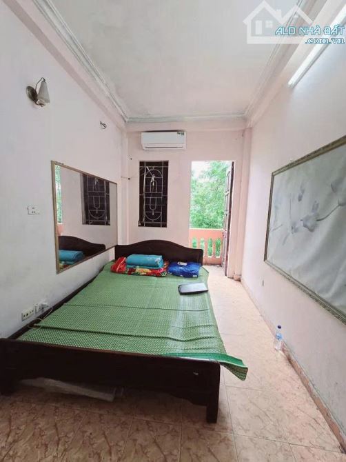 MẶT PHỐ NGỌC HỒI – 7 PHÒNG KHÉP KÍN – 35M – 5 TẦNG – MT 2,5M – 6,5 TỶ - 2