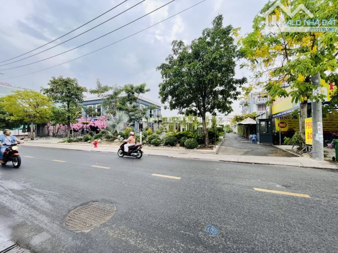 BÁN ĐẤT LỚN VƯỜN LÀI AN PHÚ ĐÔNG QUẬN 12 GIÁ RẺ 19 TỶ  DIỆN TÍCH 320m2 ( 11 x 30 ) full - 2