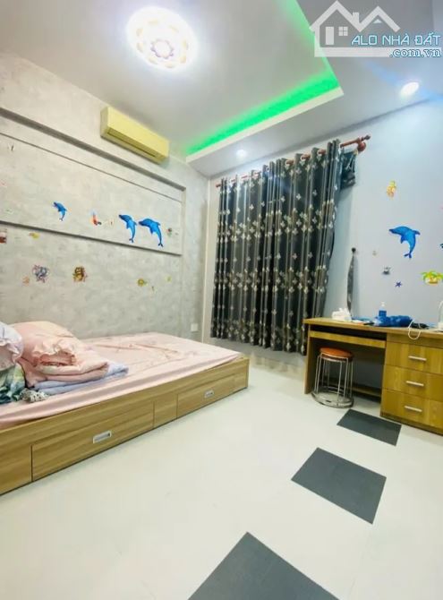 Ngang khủng 7,25. 4 tầng. Hxh thich quảng đức, full nội thất, giá chỉ 11.7 tỷ - 2