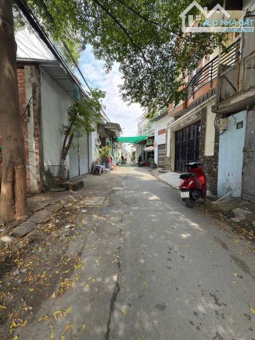 LÔ ĐẤT SÓT LẠI PHAN VĂN HỚN TRƯỜNG CHINH TÂN THỚI NHẤT-347M2- NGANG 12M- GIÁ TỐT. - 2
