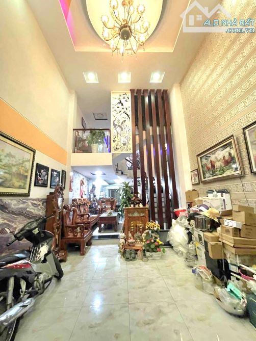 BÁN NHÀ GIÁP TÂN PHÚ - OTO NGỦ TRONG NHÀ - 73M - 5 TẦNG KIÊN CỐ - CHỈ NHỈNH 7 TỶ - 2
