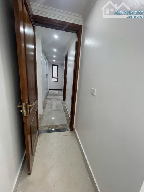 Tòa Nhà Văn Phòng đỉnh nhất mặt phố Lò Đúc, dt 81m2, 7 tầng Thang Máy, mt 5.4m, Giá 64 tỷ. - 2