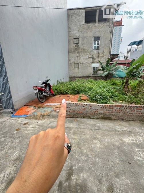 SIÊU VIP ĐẤT BÁT KHỐI - VỊ TRÍ ĐẸP - Ô TÔ VÀO ĐẤT - GIÁ ĐẦU TƯ - 5,1 TỶ - 2