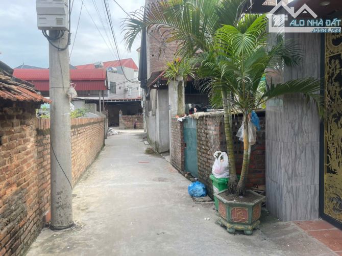 Bán đất Đông Lai Quang Tiến 76m Full thổ cư ô tô đỗ cửa giáp đấu giá Đông Lai 2,5 tỷ - 2