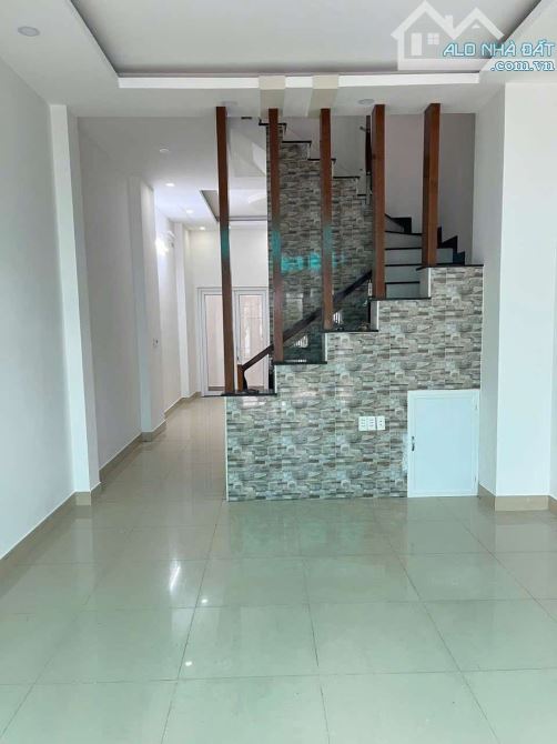 Bán nhà 3 tầng đường 8 lò lu trường thạnh Q9 4x15=60m2 đường 12m - 2