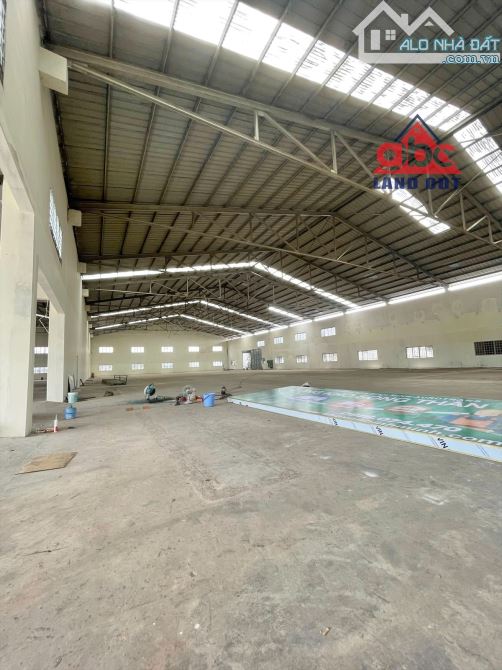 Cho thuê kho 12.000m2 trong kcn sóng thần 1 Mặt Tiền Đường Chính Giá chỉ từ 90k - 2