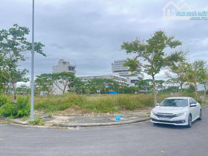 Bán 3 lô liền kề B2-116 khu đô thị FPT City, đường lớn 19m5, ngang 18m - 2