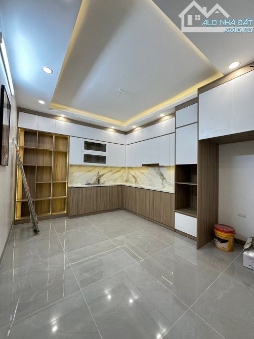 Thịnh Liệt - Hoàng Mai 57m x 5 tầng, mặt tiền 4m, giá 14.6 tỷ thương lượng - 2