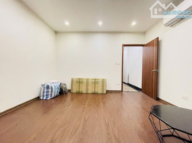 BÁN NHÀ KIM NGƯU, FULL NỘI THẤT,50M RA Ô TÔ, 52M2X MT 5,1M GIÁ CHỈ 9,2 TỶ - 2
