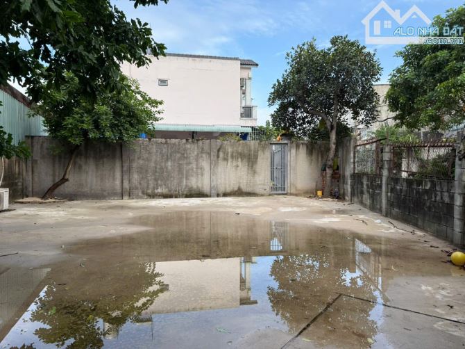 Lô Góc 100m2 thổ cư đường vào trường THCS Nguyễn Văn Bá số 21 đường 11 Linh Xuân - 2