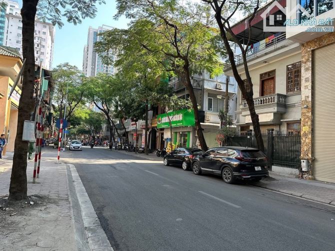 Bán toà apartment 2 thoáng phố Linh Lang, Ba Đình 117M 8T MT10 bên T3 thuê 150tr/th - 2