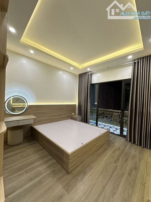 Tôi chính chủ cần bán nhà mới xây 5 tầng, 61m, ở sướng, kinh doanh đỉnh cao, Thịnh Liệt, H - 2