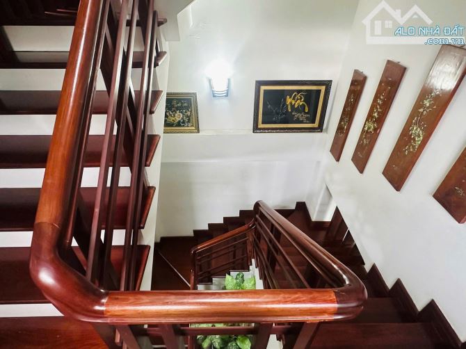 NHÀ 4 TẦNG Mặt Tiền Đường CHÂU VĂN LIÊM - CÓ THANG MÁY + FULL NỘI THẤT GỖ XỊN - 2