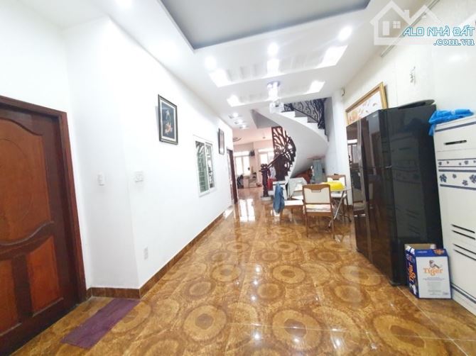 BÁN NHÀ MT KINH DOANH, GẦN NGÃ 4 BẢY HIỀN - TÂN BÌNH - DT ( 7x25 ) 4Tầng 26Tỷ - 2