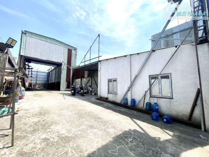 BÁN XƯỞNG MẶT TIỀN NGUYỄN VĂN BỨA HÓC MÔN- 565M2- DÒNG TIỀN TỐT - CHỈ 22 TỶ. - 2