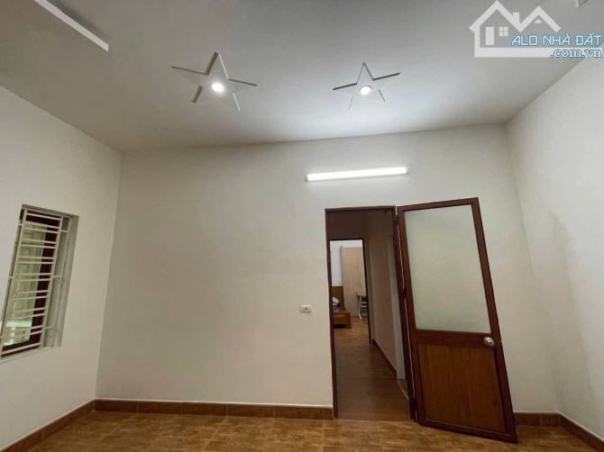 Mặt phố Nguyễn Văn Trỗi Mỗ Lao 90m x 4 tầng mtien 4.6m giá 21,5 tỷ KDoanh tiện ích KĐT - 2