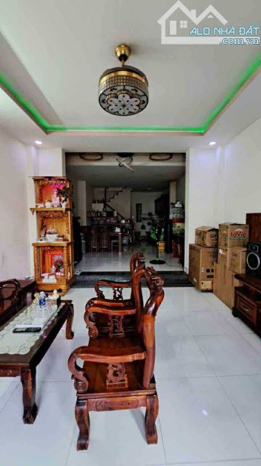 BÁN NHÀ 4 TẦNG 3Hẻm XE HƠI ĐƯỜNG ĐÔNG HƯNG THUẬN 26 QUẬN 12 - 2