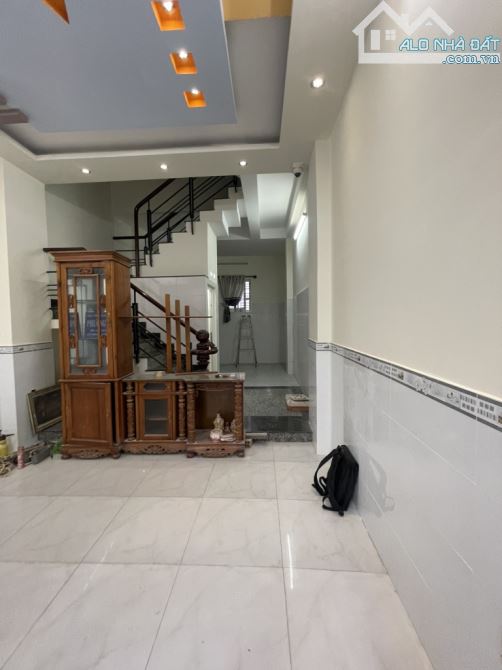 BÁN NHÀ SÁT MT QUANG TRUNG - HẠNH THÔNG TÂY - 4M x 9M - 4 TẦNG - 1 TRỤC - CHỈ 6.150 TỶ - 2