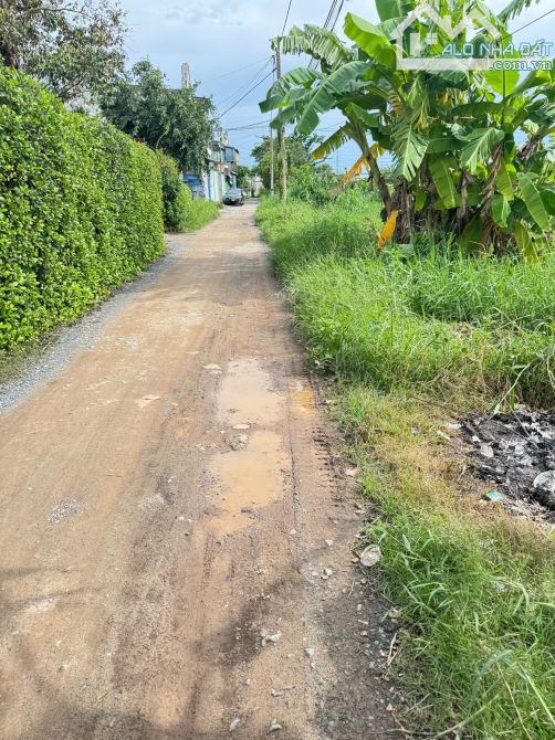 ĐẤT 1/ HUỲNH THỊ NA 5x25 thổ cư 90m đường 7m chỉ hơn 3T - 2