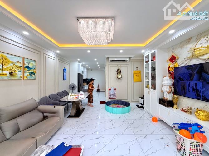 văn la Văn Phú 50m mt5m 5tầng nhà đẹp,vừa ở kết hợp kinh doanh đỉnh - 3