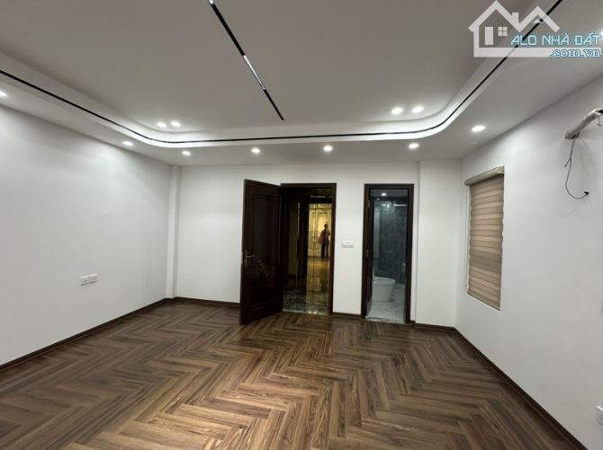 BÁN NHÀ TRẦN DUY HƯNG – LÔ GÓC, MT5 M– THANG MÁY – KINH DOANH ĐỈNH – Ô TÔ TRÁNH - 3