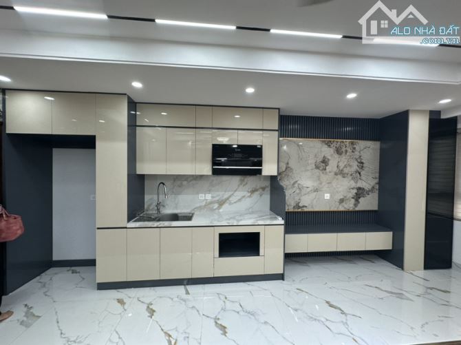 Bán nhà riêng tại Trần Duy Hưng, nhà 6 tầng ngõ ô tô qua - 3
