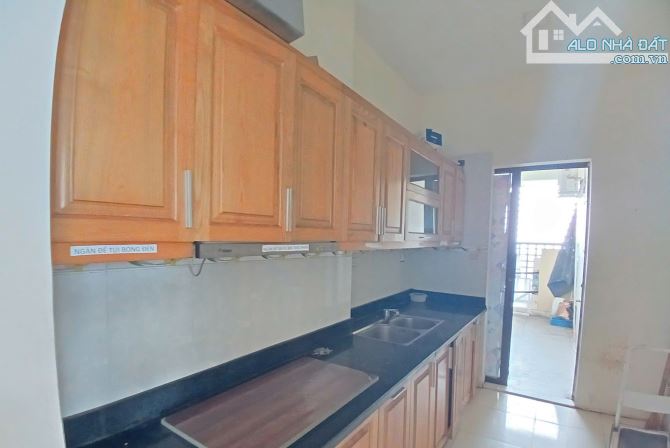 Căn CC đẹp ở luôn 81 Lê Đức Thọ Nam Từ Liêm. Sổ 128m, 3 ngủ 2WC Giá 7 tỷ - 3