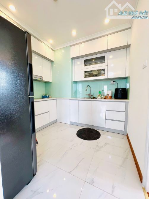 Căn CC siêu đẹp Nguyễn Chí Thanh Đống Đa. Sổ 105m, 3 ngủ 2WC Giá 8 tỷ - 3