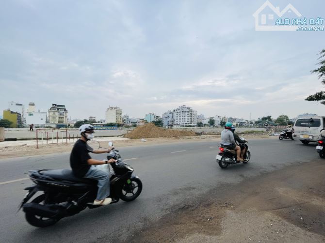 BÁN ĐẤT LỚN VƯỜN LÀI AN PHÚ ĐÔNG QUẬN 12 GIÁ RẺ 19 TỶ  DIỆN TÍCH 320m2 ( 11 x 30 ) full - 3