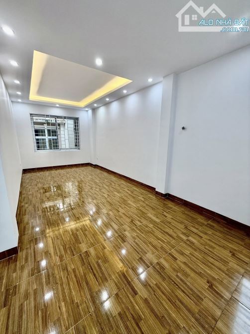 Tôi chính chủ cần bán nhà mới xây 4 tầng, 46m, ô tô đỗ cửa, mặt tiền mênh mông, Kim Giang, - 3