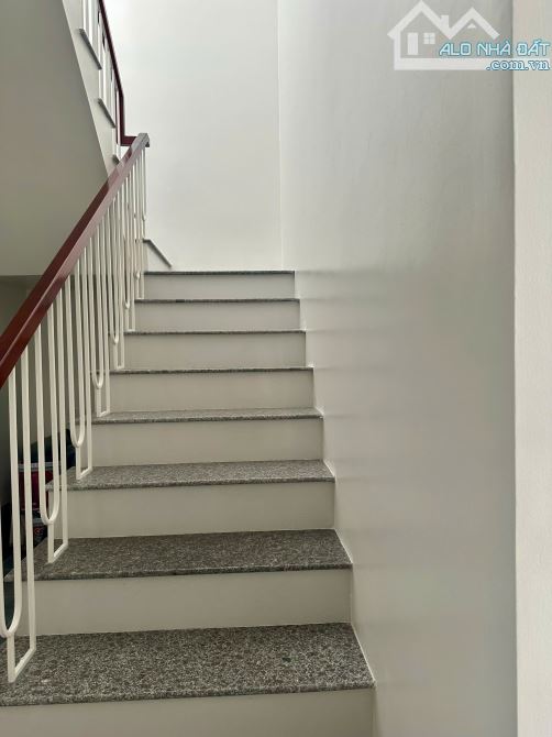 Bán nhà hẻm 50 đường Trần Hoàng Na, DT: 5m x 20m= 99m2, 1 lầu, giá: 5 tỷ - 3